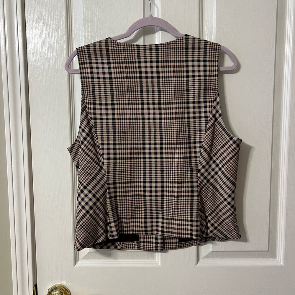 Cabi Tailored Plaid Vest - Picture 3 of 3